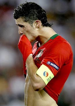ronaldo shirtless 2008